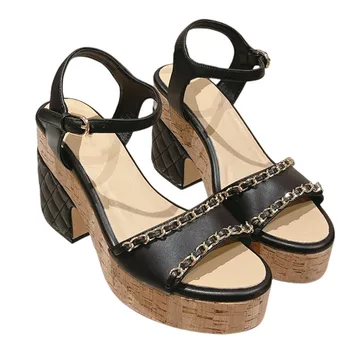 Женские летние Элегантные сандалии на массивной платформе, дизайнерская обувь с цепочкой, Высокий толстый каблук, Открытый круглый носок, ремешок на щиколотке из натуральной кожи.
